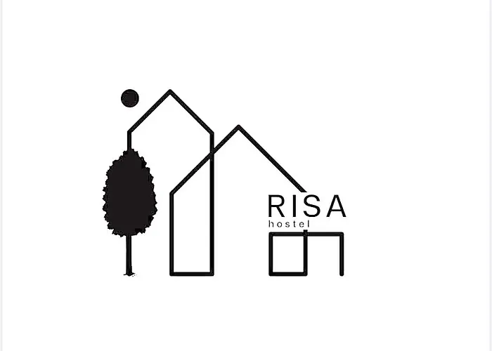 Risa Hostel *